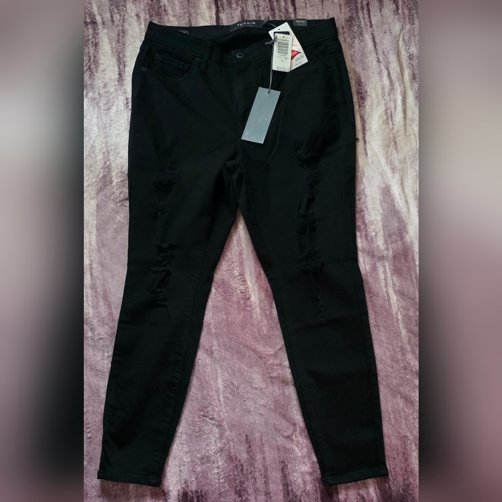 Torrid Sky High Skinny Jeans Black Size 12 Short NWT